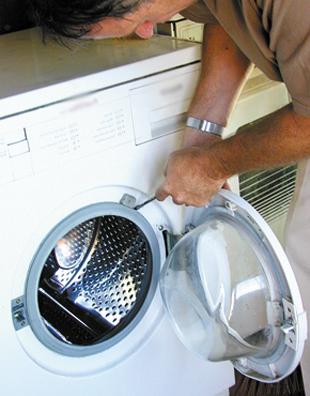 Riparazione di lavatrici AEG. Opzioni differenti