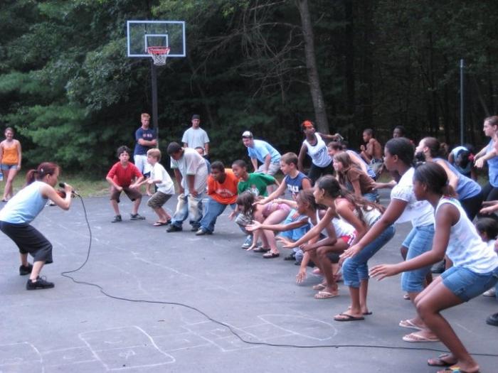 giochi nel campo dei bambini