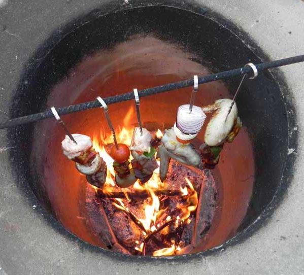 Come fare un tandoor di mattoni da solo