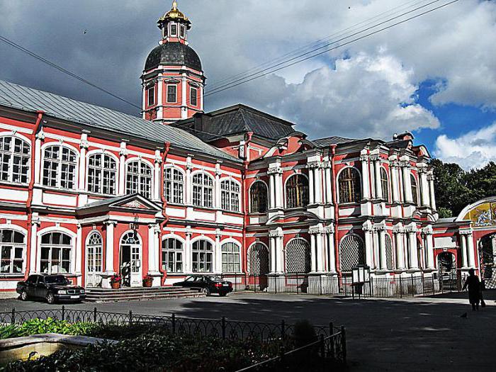 I monasteri esistenti di San Pietroburgo