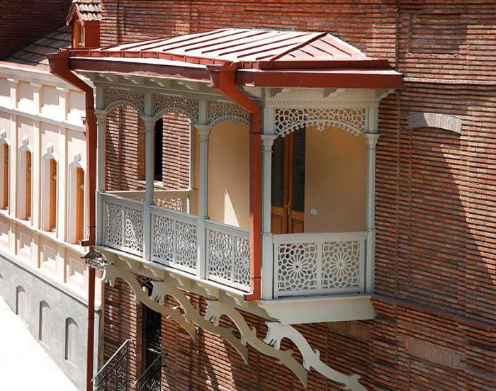 Balcone di interpretazione dei sogni senza recinzione