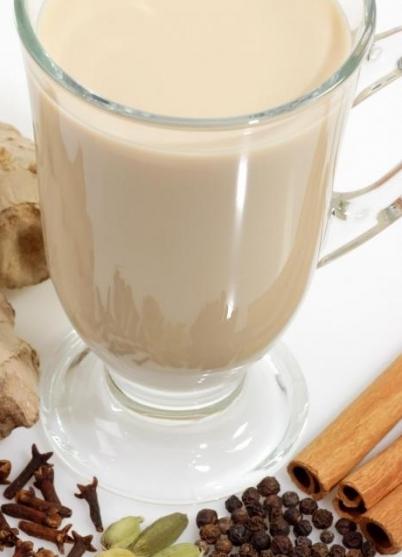 Tè con latte - danno e beneficio allo stesso tempo
