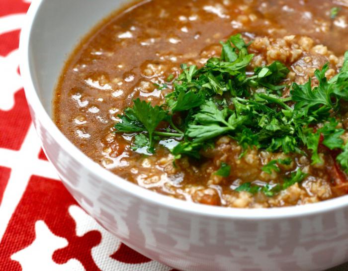 Come si cucina la zuppa kharcho? Ricetta con patate e riso