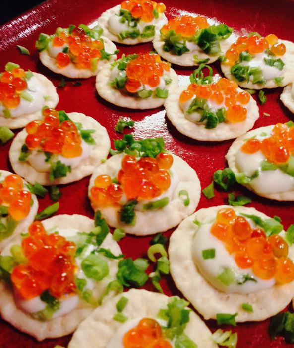 insalata con calamaro e caviale rosso