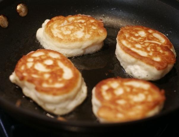 Pancake gustosi: una ricetta per il kefir in due versioni