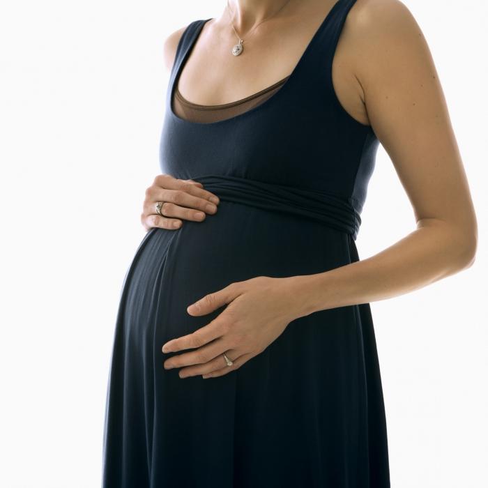 È possibile aumentare le unghie durante la gravidanza: controindicazioni