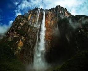 La cascata più alta è Angel