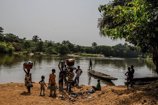 foto di fiume ebola