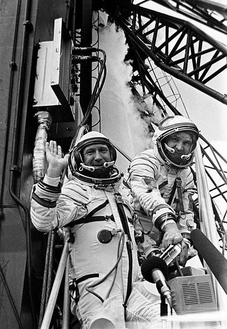 Alexey Leonov primo nello spazio aperto 