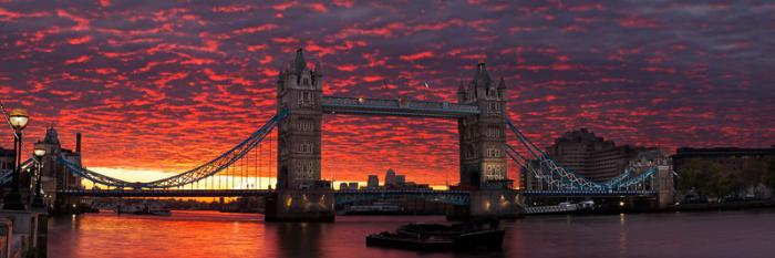 Tower Bridge - le porte di Londra e la decorazione principale della città