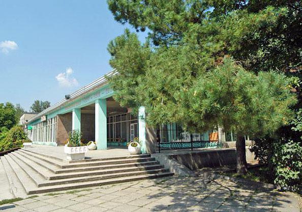 centro ricreativo con piscina Rostov