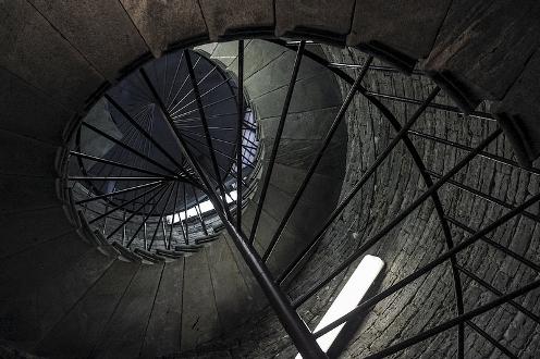 Cattedrale di Sant'Isacco. Colonnato e cupola sulla città