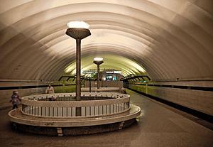 La principale modalità di funzionamento della metropolitana di San Pietroburgo