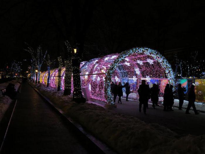 tunnel della luce sul viale di Tver