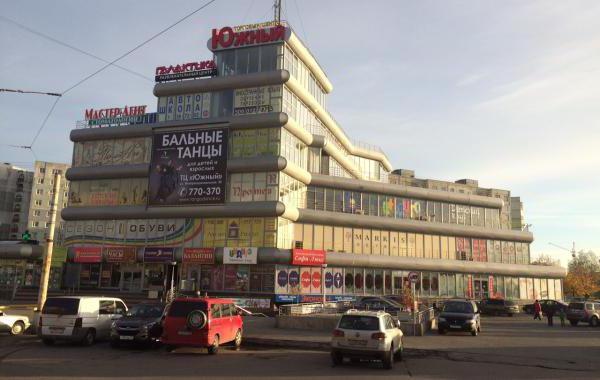 Centri commerciali di Kaliningrad. descrizione