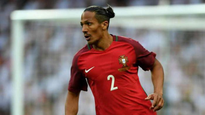 Il difensore portoghese Bruno Alves