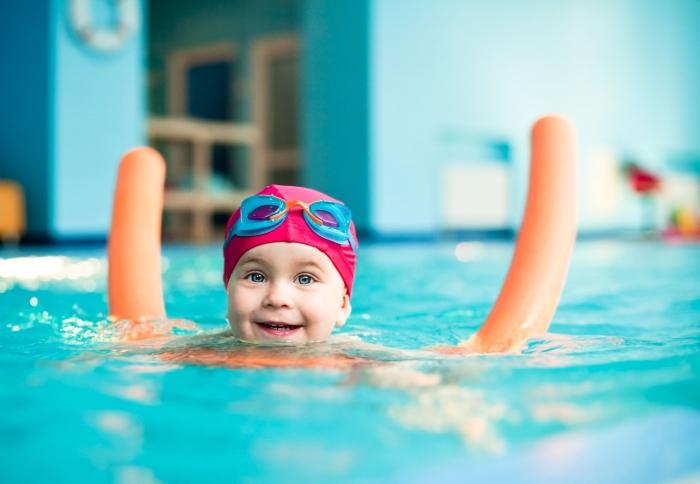 Sezione di nuoto per bambini: sviluppo dell'organismo fin dalla tenera età