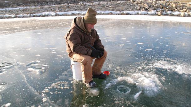 Contrasti per la cattura di lucioperca in inverno sul Volga