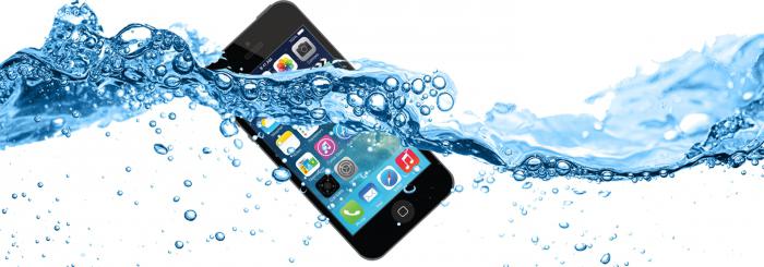 Cosa succede se l'iPhone è caduto in acqua? Consigli